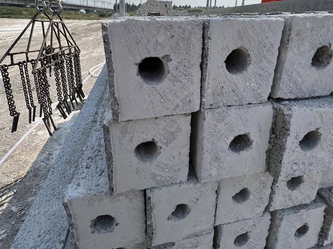 三門(mén)峽水泥制品廠家 創(chuàng)新模具制造，引領(lǐng)新型水泥制品發(fā)展